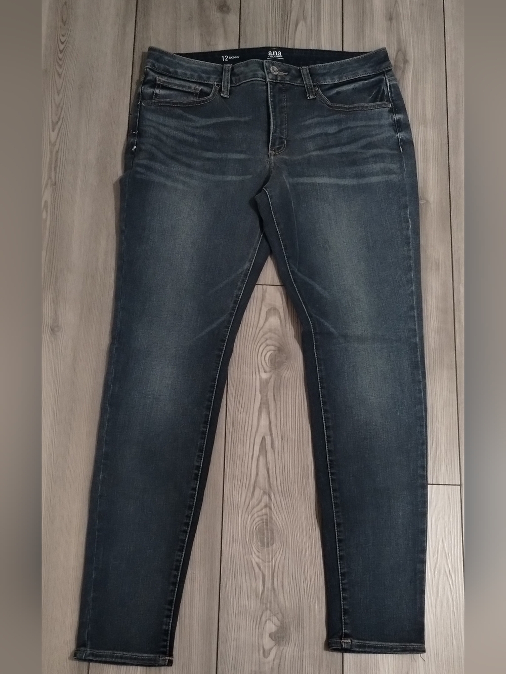 a.n.a Women's Washed Dark Blue Skinny Jeans
